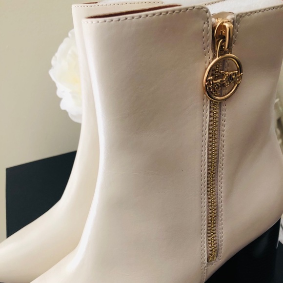 🎀 Coach Iris Leather Bootie - Picture 8 of 10